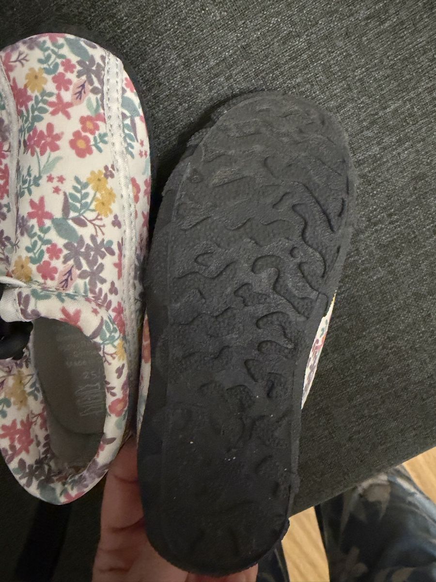Sterntaler Chaussures filles: Badeschuhe Gr.25/26 NEU – Neuf (Voir description) à Flüelen par Lulu2204 2