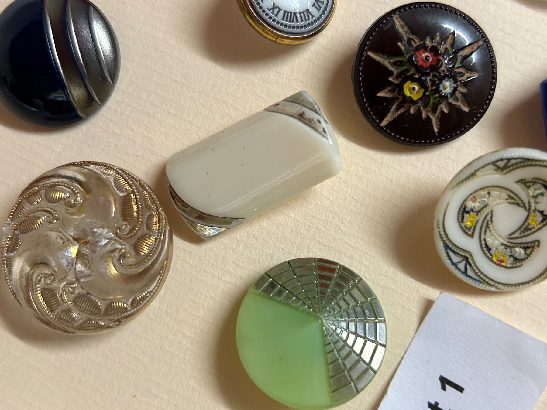 Boutons: Bunte Glasknöpfe in verschiedenen Techniken – Neuf (Voir description) à Pfeffingen par Alusru70 3