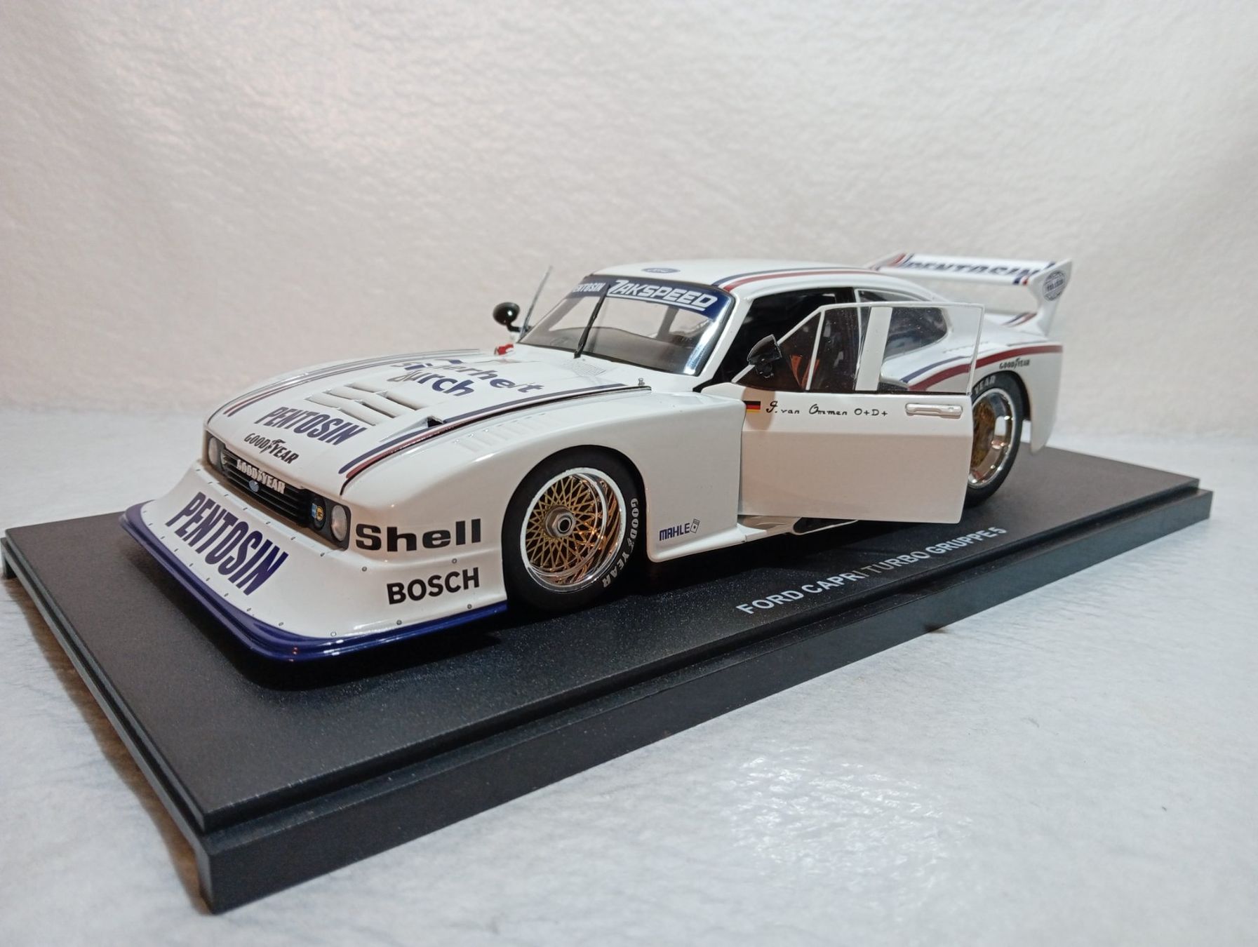 Ford Modellini d'auto: Ford Capri Turbo Gruppe 5 – Usato da Huttwil venduto da Secondtrain 3