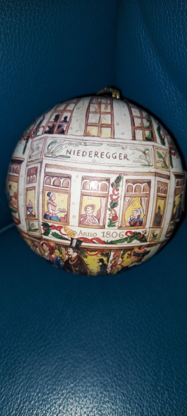 Tutte le decorazioni: Grosse antike Weihnachtskugel aus Karton mit Aufhänger – Usato da Basel venduto da DesireeYaDa 6