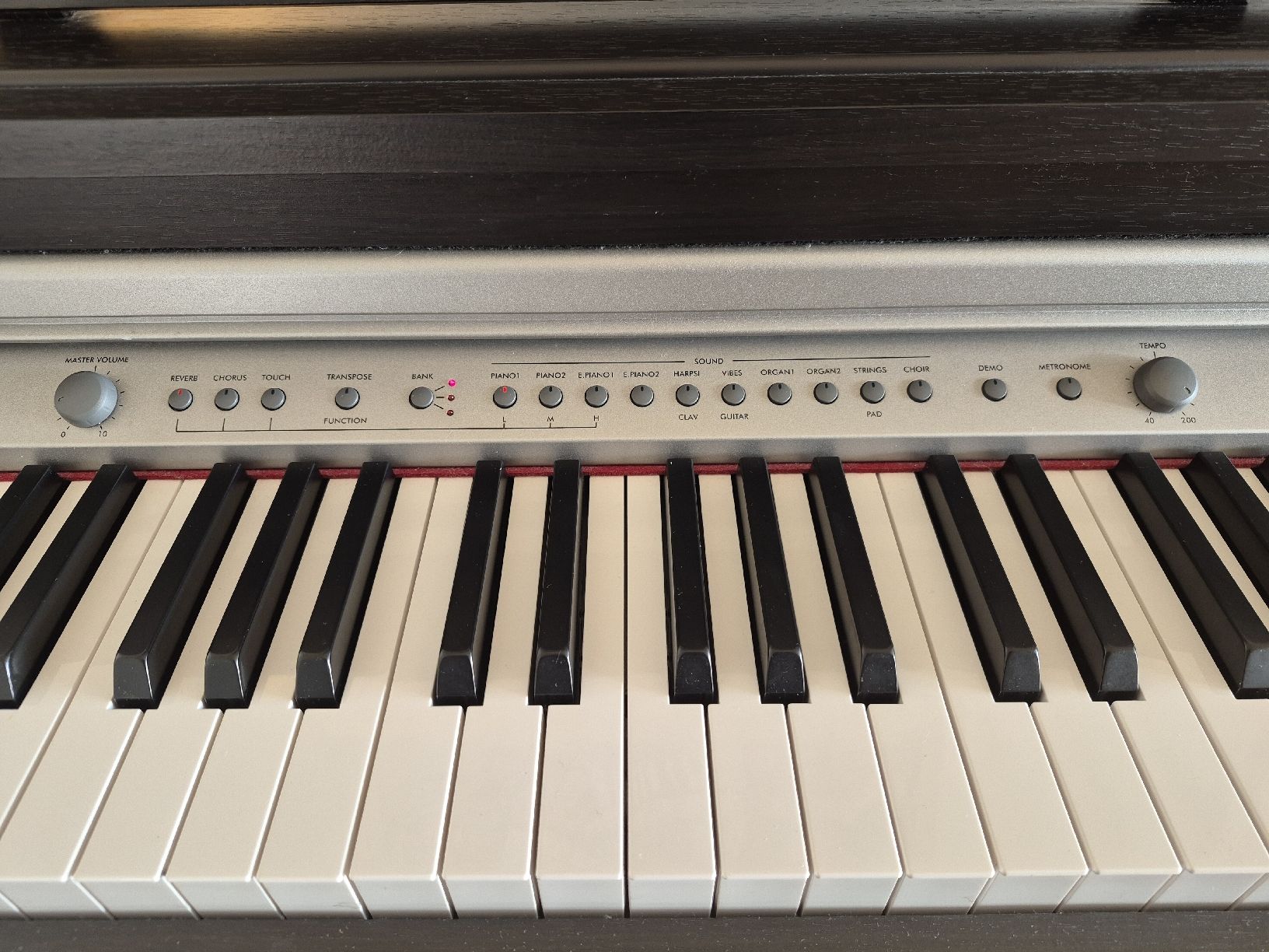 Korg Musikinstrumente: Korg Concert C-320 E-Piano – Gebraucht aus Zürich von yanickaem89 3