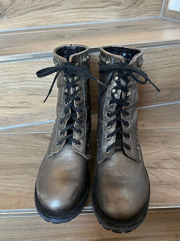 Scarpe da donna: Boots bronze – Usato da Schnottwil venduto da pacha08 1