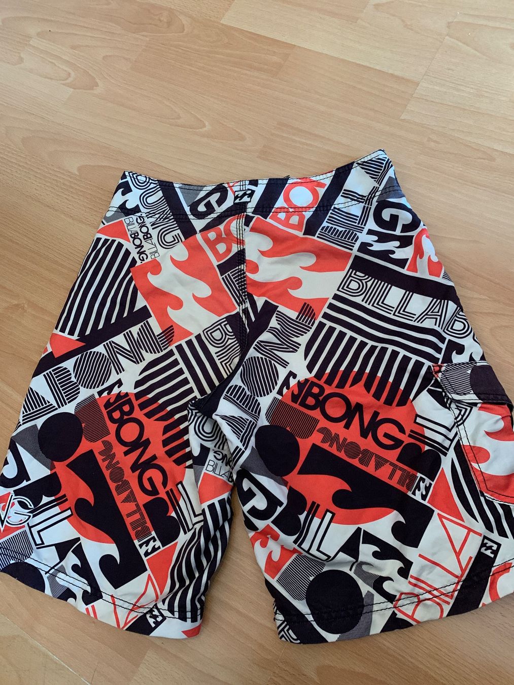 Badehosen: Short de bain Billabong taille 30 - 38cm – Gebraucht aus MEYRIN von Gwendo10 1