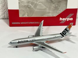 Herpa Wings 524278 Jetstar Airways Airbus A330-200 / 1:500