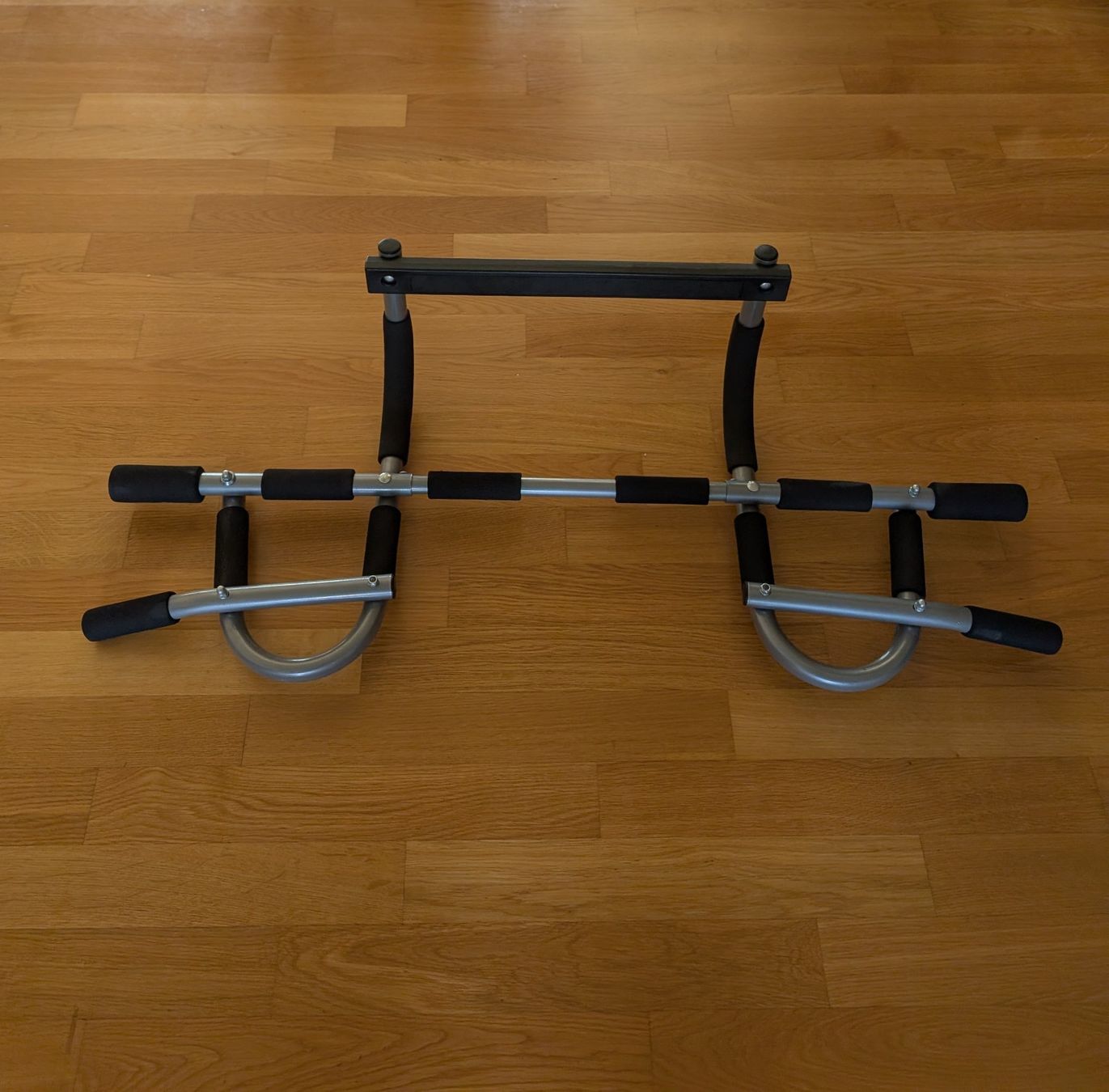 Vélos d'appartement: Klimmzugstange – D'occasion à Illnau par ski_5zxk 1