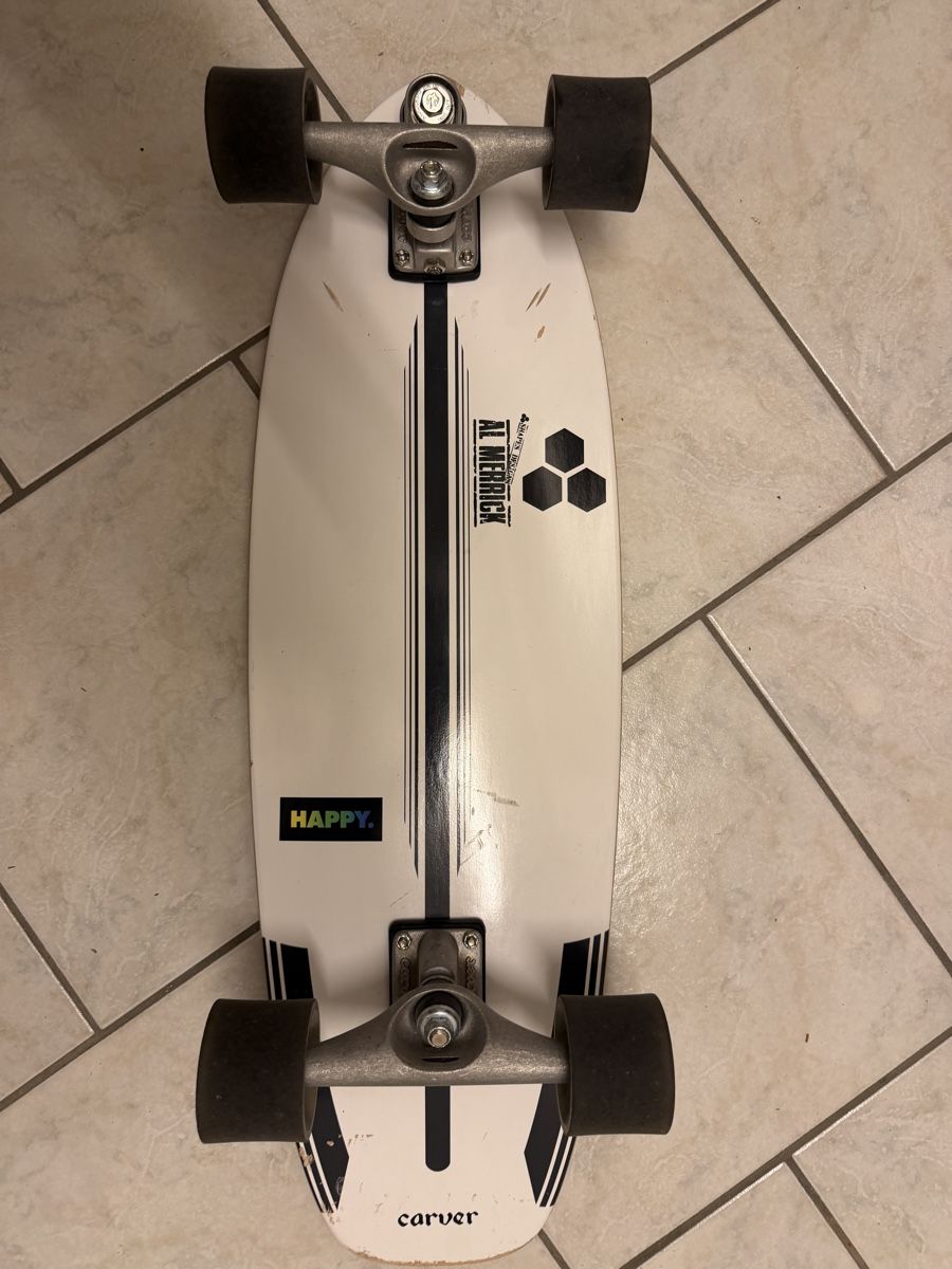 Skateboards: Surfskate carver  – D'occasion à Olten par atzeminator