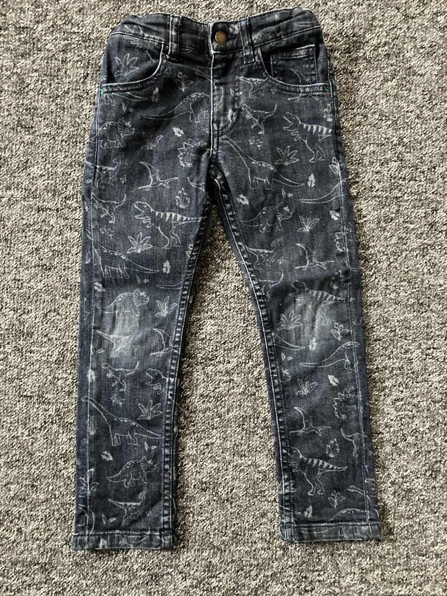 Frugi Pantaloni: Frugi Jeans Dinos 110/116 – Usato da Chur venduto da Tommm