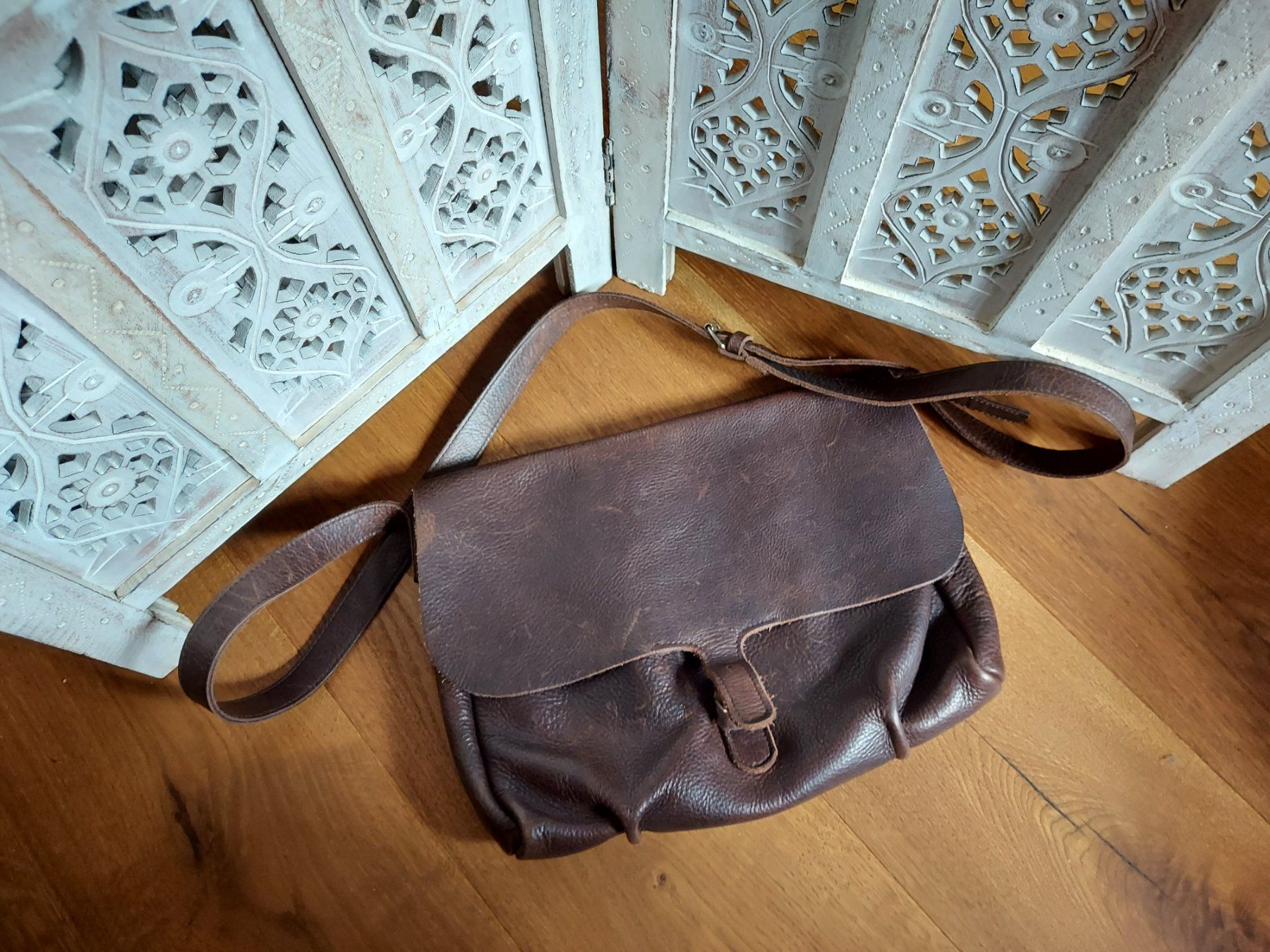 Borse: Grosse Ledertasche von Keecie – Nuovo (secondo la descrizione) da Innertkirchen venduto da bartik99