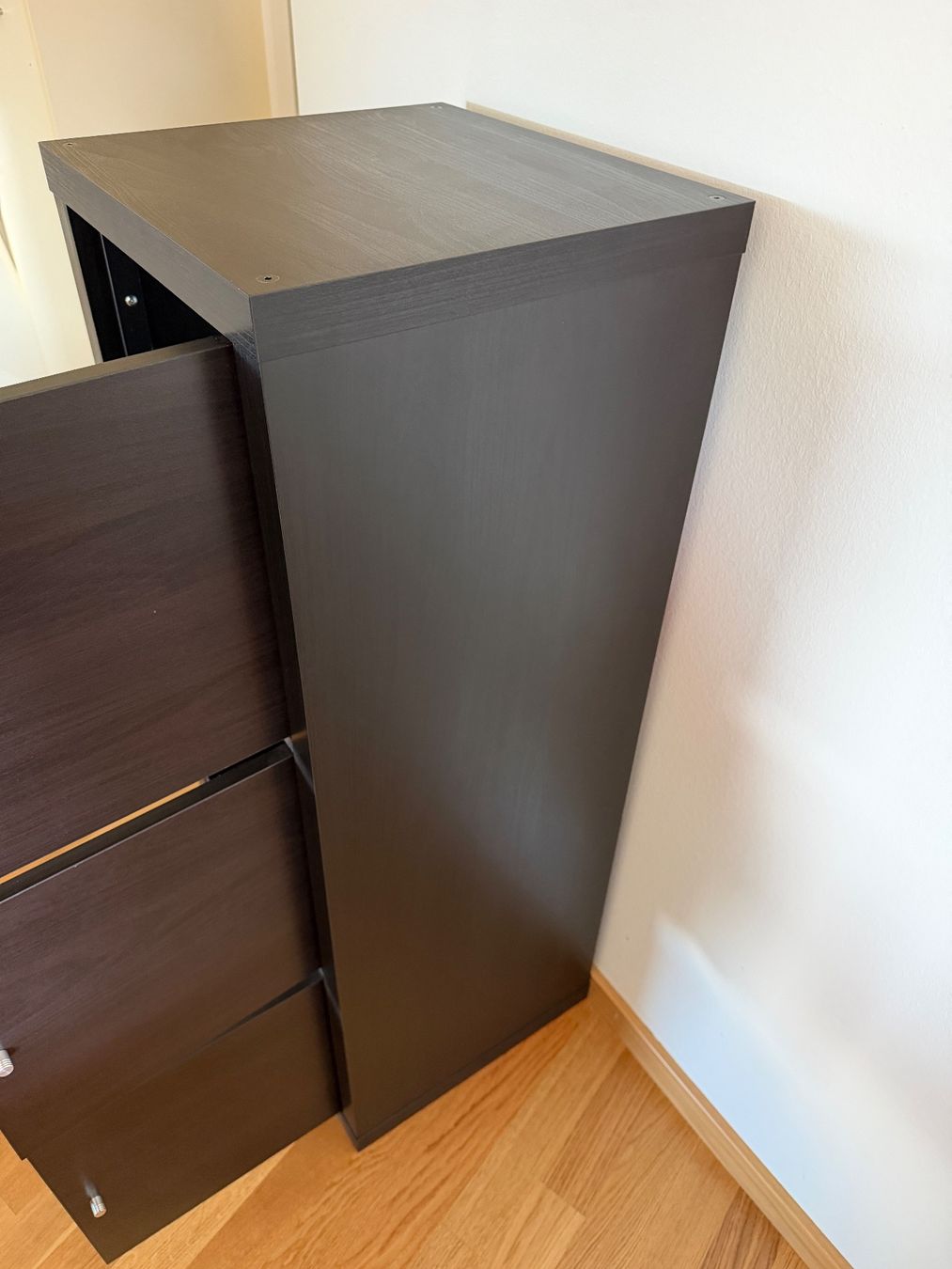 Ikea Scaffali: Kallax-Regal mit Türchen – Usato da Basel venduto da durelm 2
