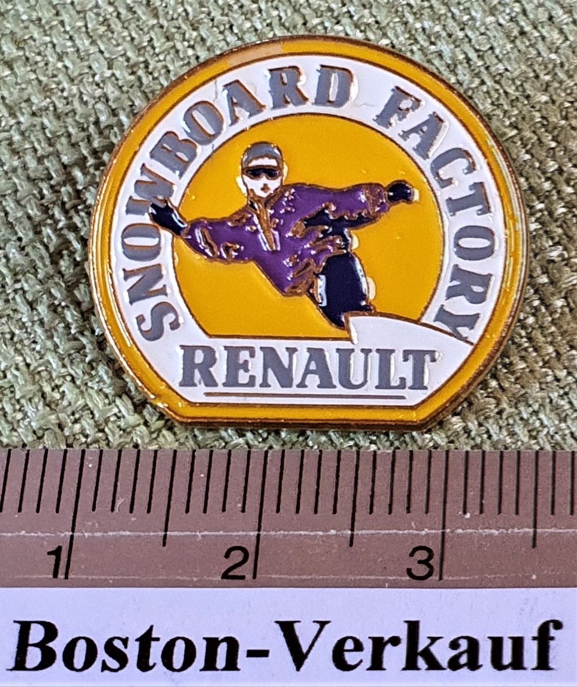 Placchette & Badge: C406 - Pin Renault Snowboard Factory – Usato da Reinach BL venduto da Boston-Verkauf 1