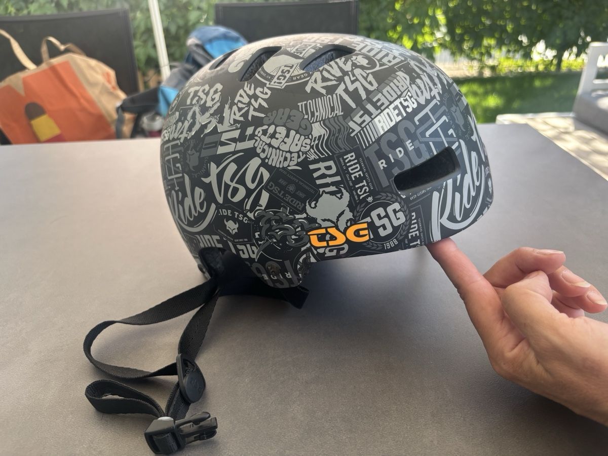 Helme: Velohelm – Gebraucht aus Riedholz von R8-82 3