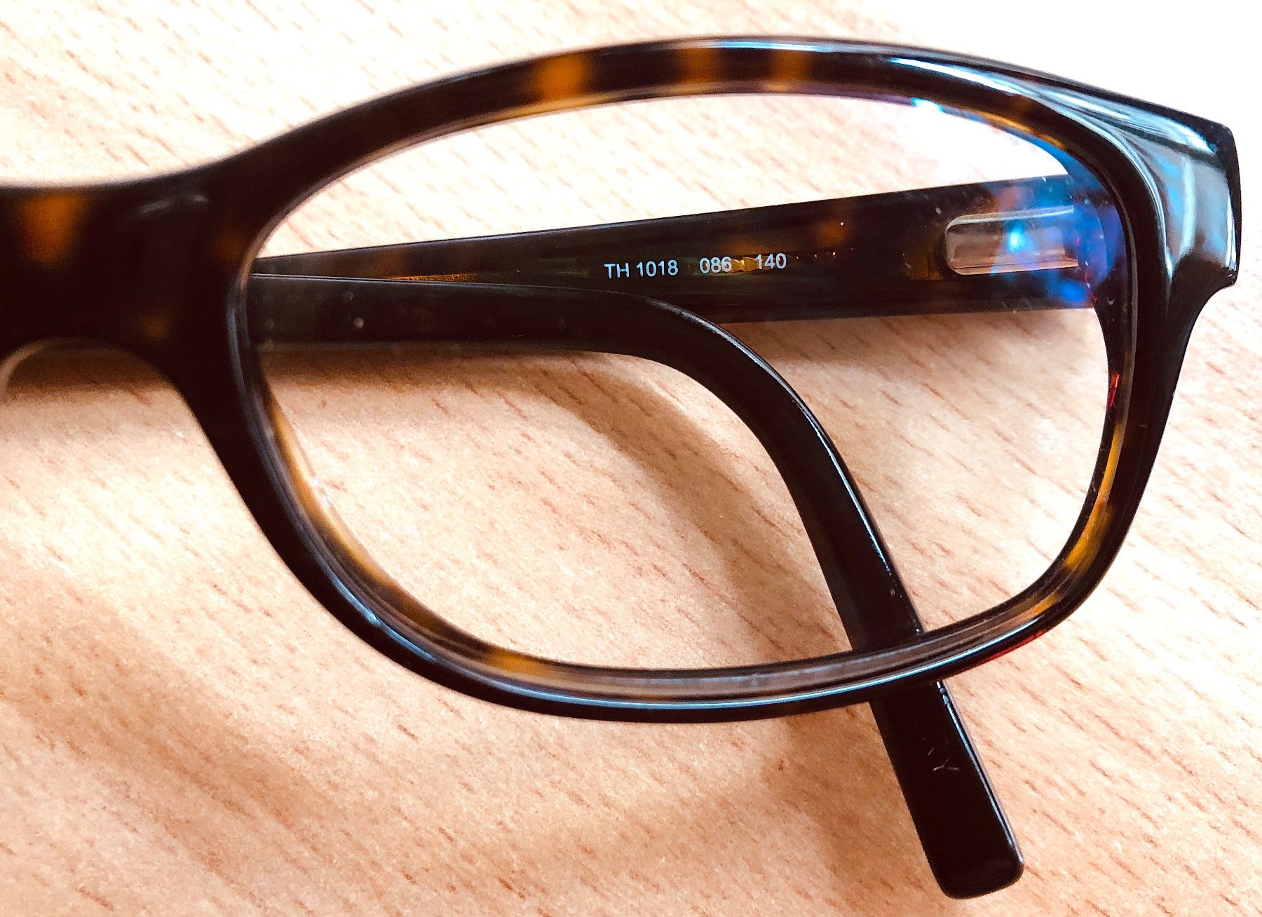 Tommy Hilfiger Brillen & Gläser: Lunettes de vue Tommy Hilfiger – Gebraucht aus Veyrier von Szurkemaci 2