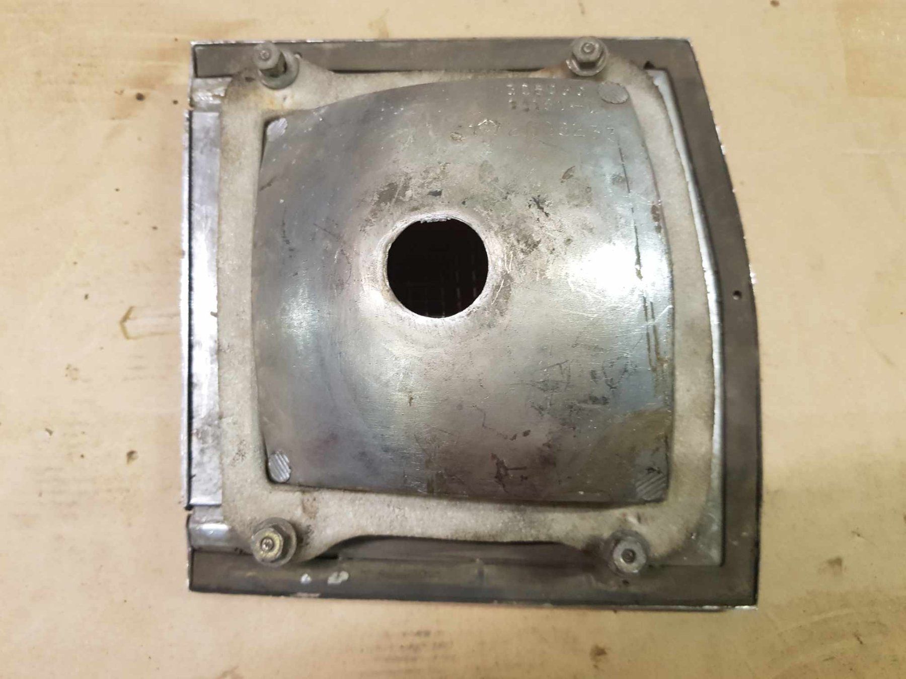 Dodge Tutti pezzi di ricambio auto: 1967 Dodge Dart Hecklampe links – Usato da Niedergösgen venduto da usc_8qc6 1