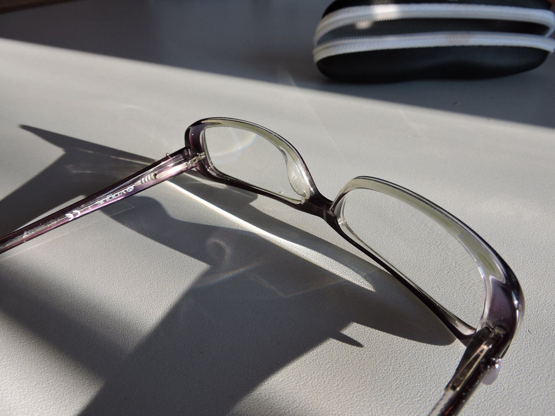 Vogue Occhiali & Lenti: Vogue Lesebrille mit Etui – Usato da Hauptwil venduto da Borusse01 5