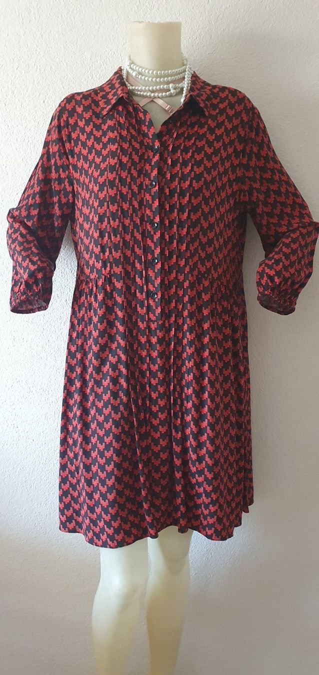 Comma Vestiti: COMMA Viscose Kleid gr40, dubliert Neuwertig – Usato da Niederbipp venduto da blu_jw7r 5