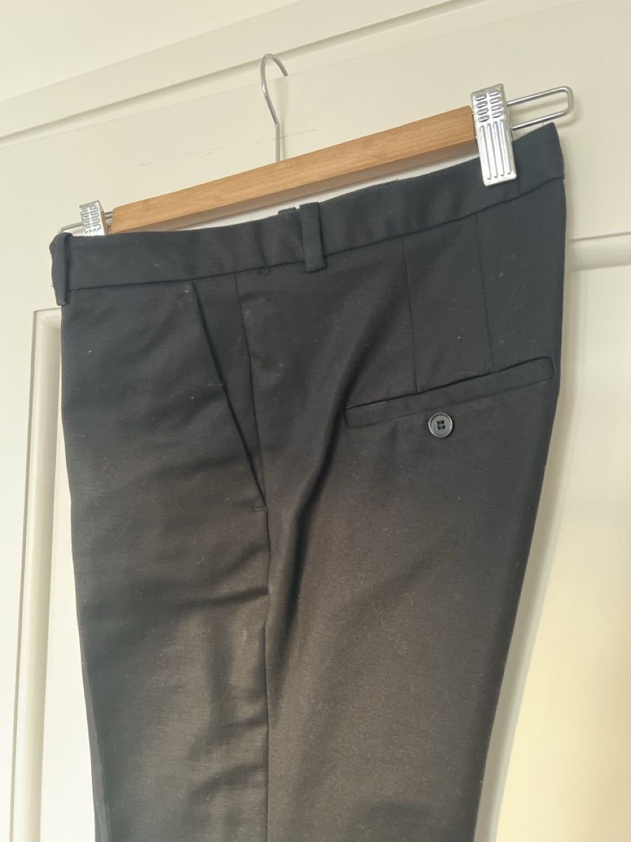 Zara Pantaloni: Chinos Schwarz – Usato da Erlenbach ZH venduto da Karinsylvester 1
