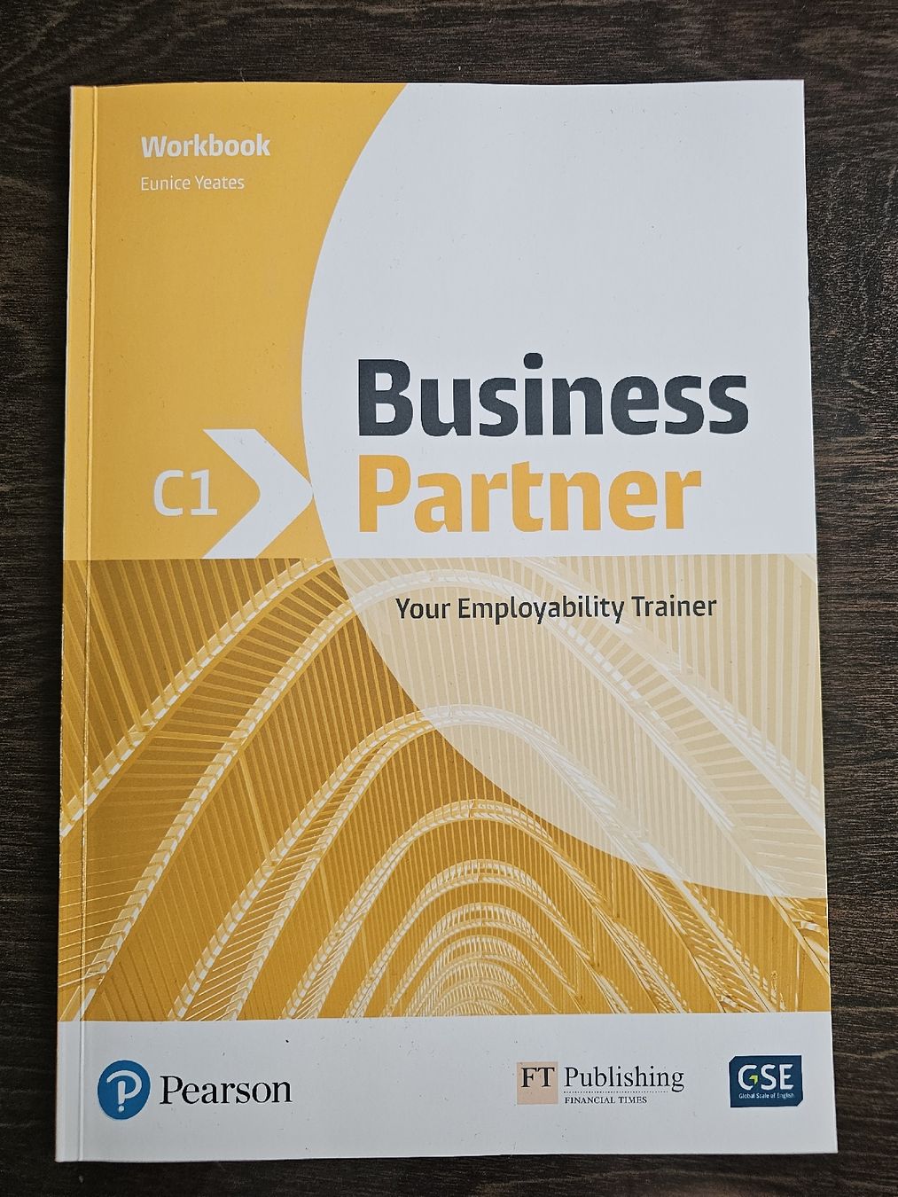 Libri: Business Partner C1 Kursbuch & Workbook – Usato da Rapperswil SG venduto da dslemer 1