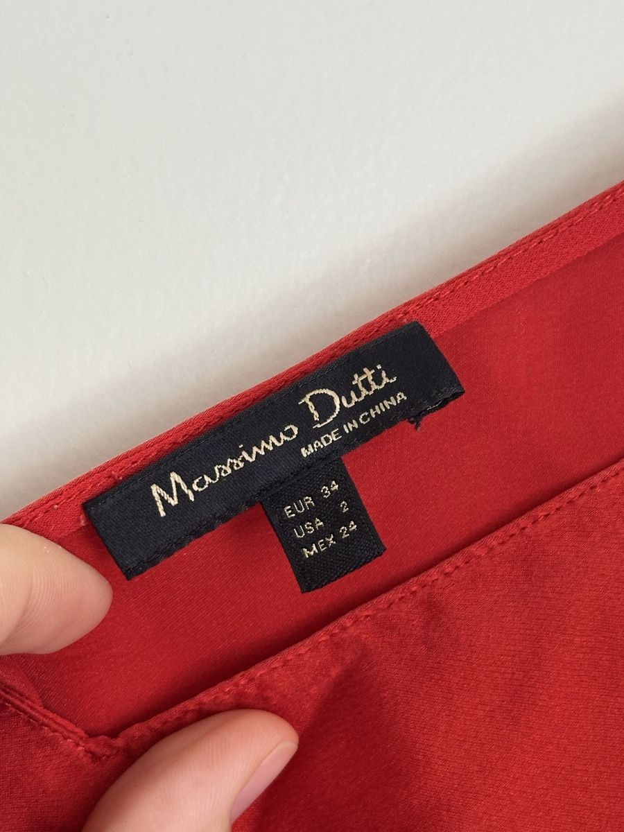 Massimo Dutti Tops: Seiden Top rot Massimo Dutti XS – Gebraucht aus Zürich von Gogomargo