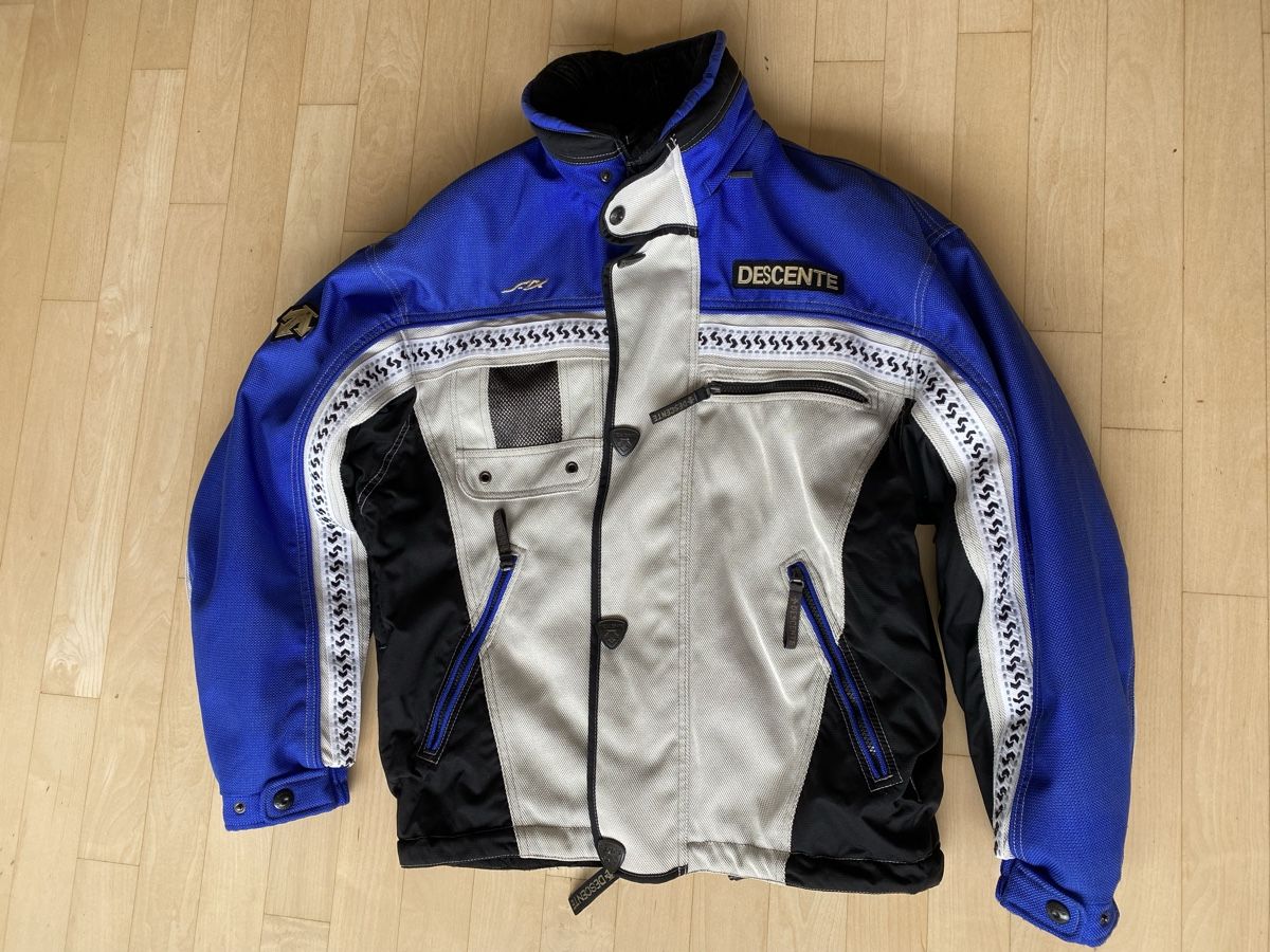 Completi: Descente Skianzug Vintage – Usato da Berikon venduto da rio_9mr5