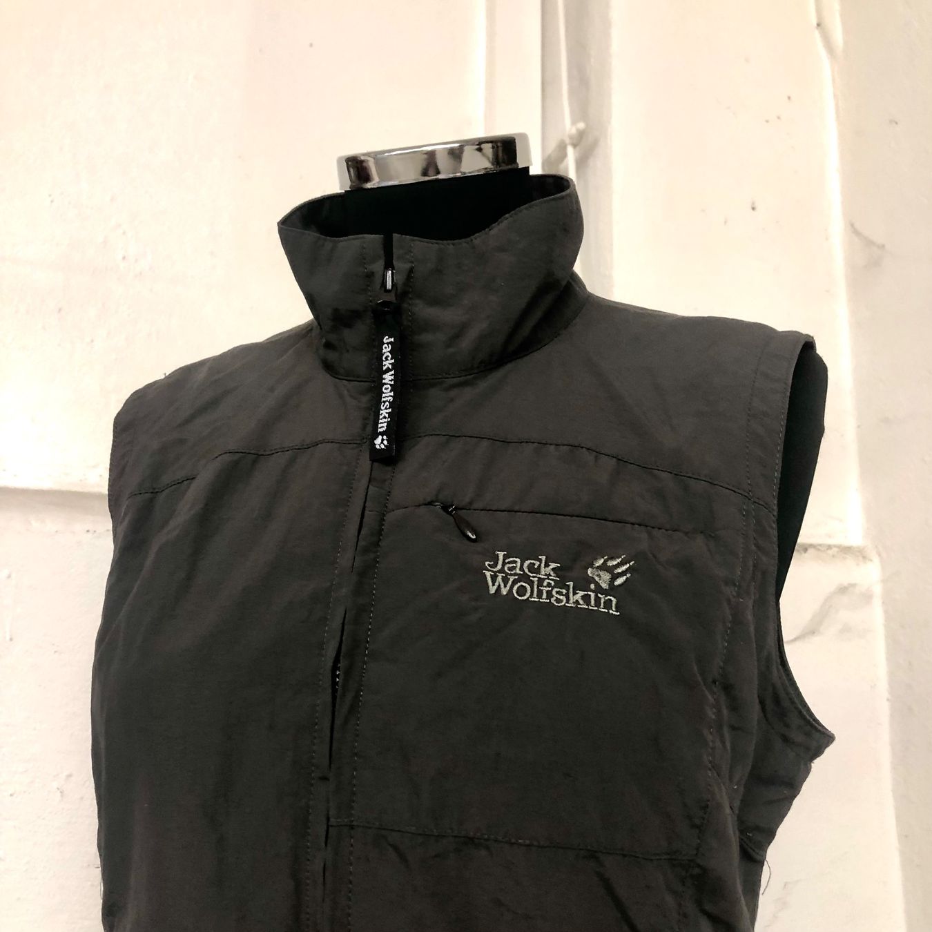Jack Wolfskin Gilet & Giacche senza maniche: Jack Wolfskin Outdoor Weste, Grösse M – Usato da Brienz BE venduto da Kokolea84 1