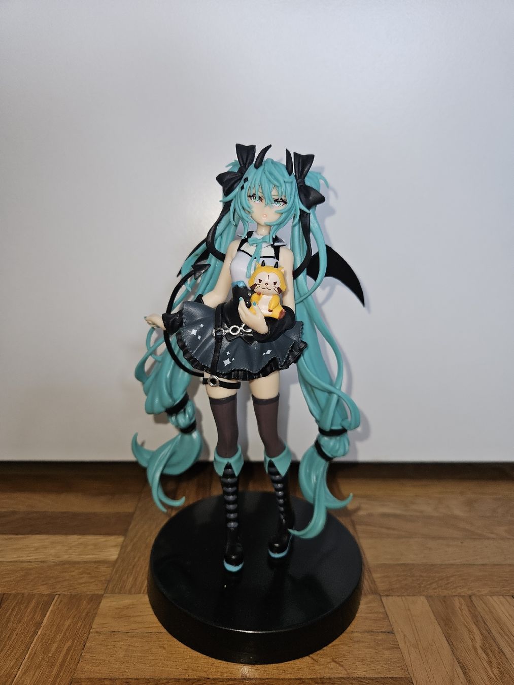 Figuren: Hatsune Miku – Devil Ver. Figur – Neu (gemäss Beschreibung) aus Bern von ves_2vjv