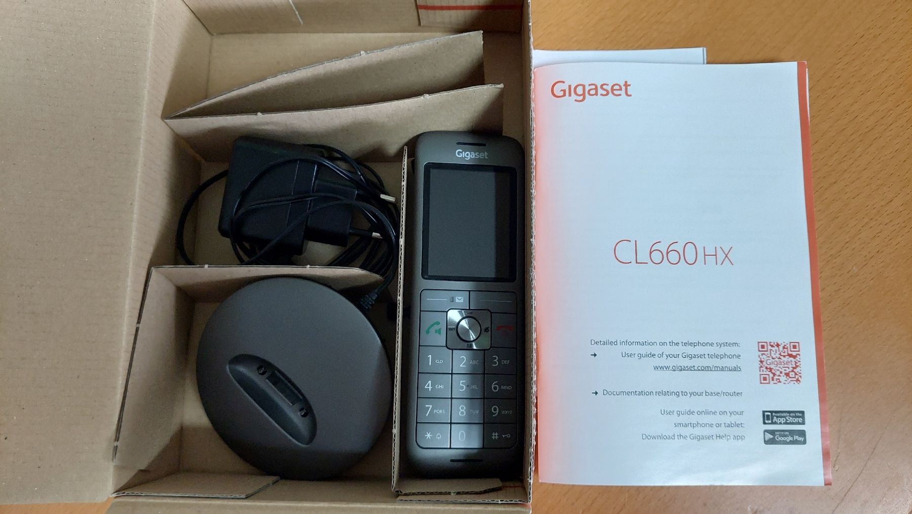 Gigaset Telefoni: Gigaset CL660HX DECT Universal Handset mit Ladestation – Usato da Menziken venduto da Fasand 3