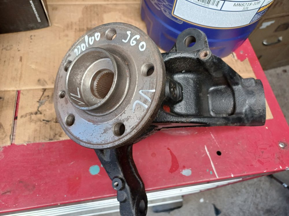AUDI A6 4K 4A C8 Quattro 4K0407253D Radlagergehäuse Achsschenkel Vorne