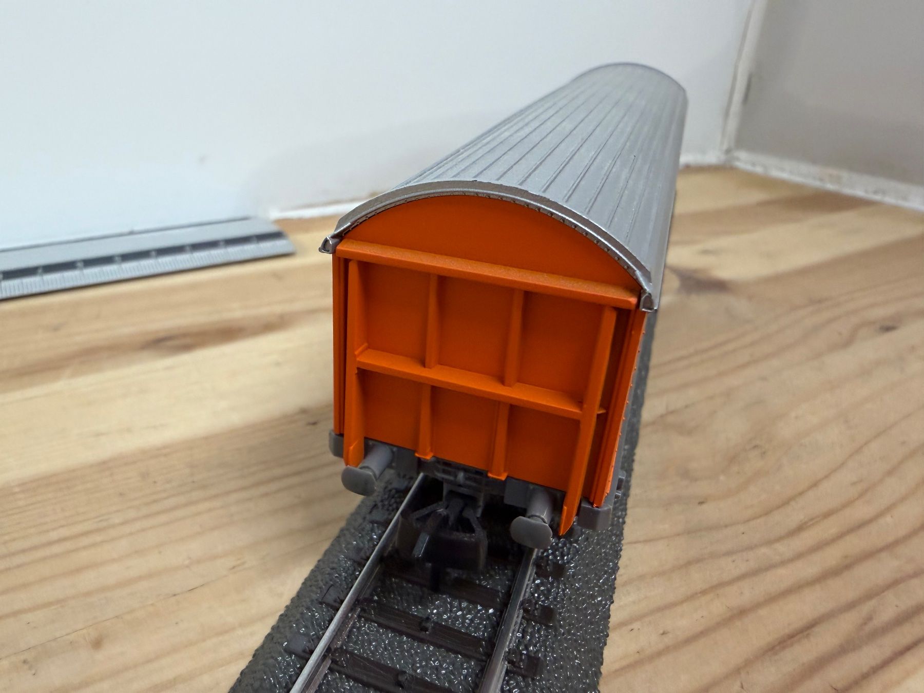 Roco Modelleisenbahnen: Spur H0 Roco Clean Schiebewandwagen DC – Gebraucht aus Büsserach von ModellbahnDepot 4