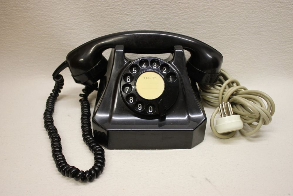 Antikes Tisch Telefon 1