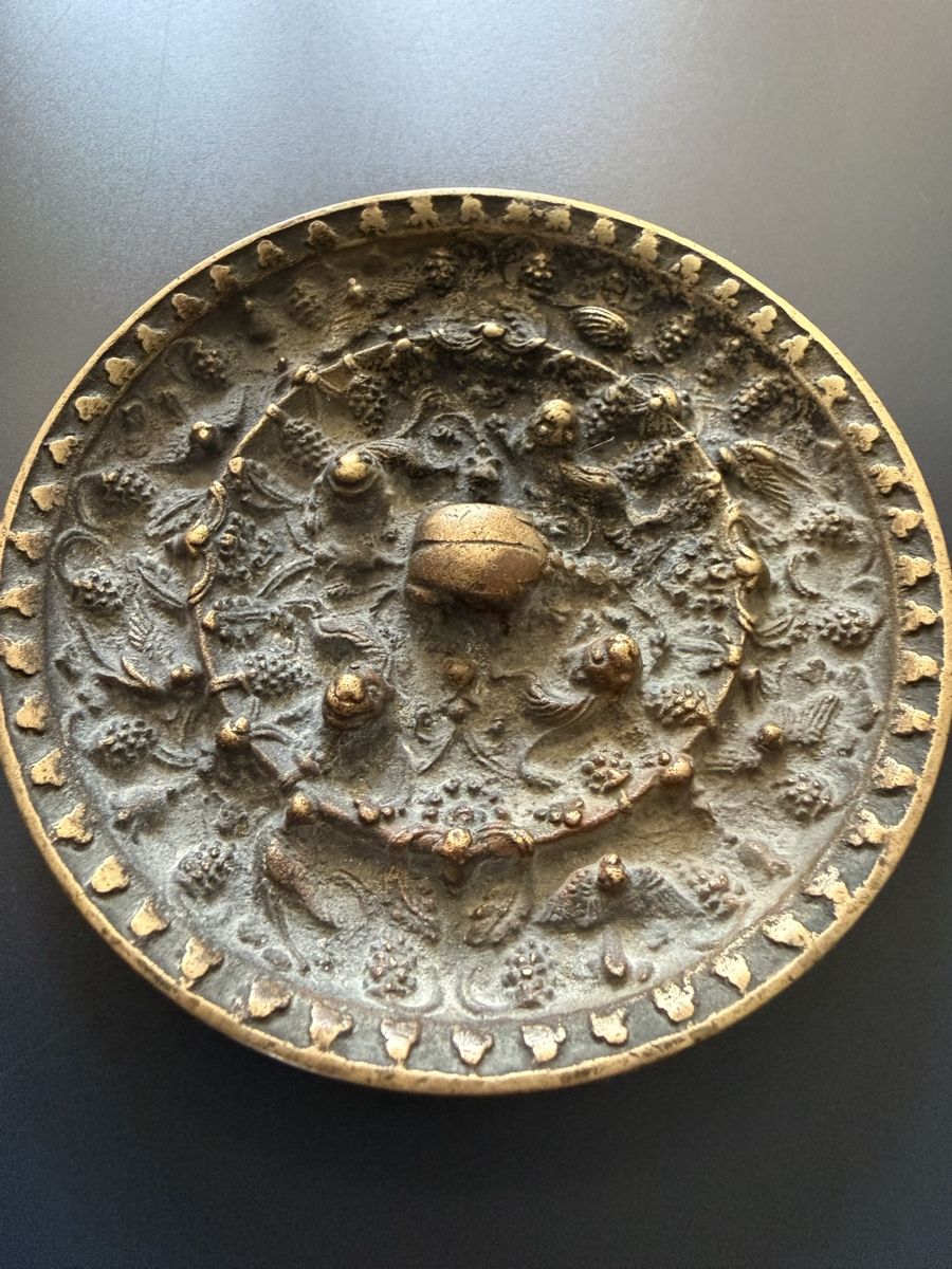 Skulpturen & Statuen: Chinesischer Bronzespiegel – Gebraucht aus Birmenstorf AG von Pat_roll. 1
