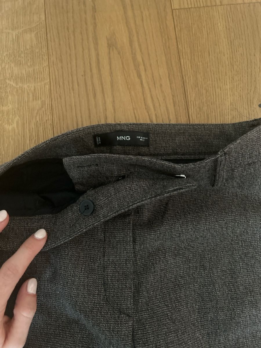 Mango Pantaloni: Elegante Stoffhose Mango, Gr. 36 – Usato da Fraubrunnen venduto da alne777 2