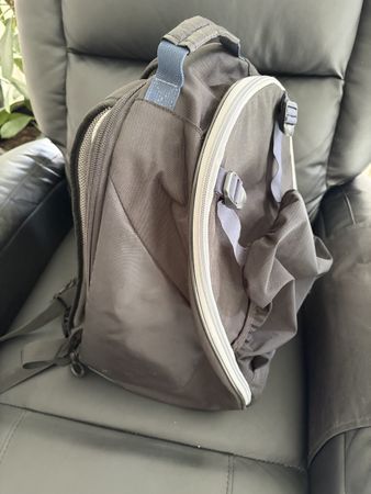 Ergonomischer Rucksack – Schwarz-Grau – Sehr guter Zustand