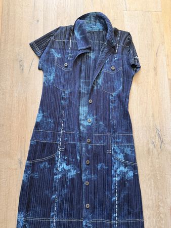 Pleats Please Kleid denim Stil gemustert Grösse 4 sehr gut
