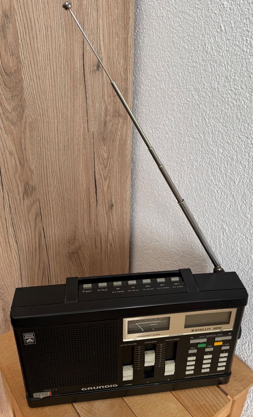 Radio: Grundig Satellit 300 – Usato da Winterthur venduto da katalunk 1