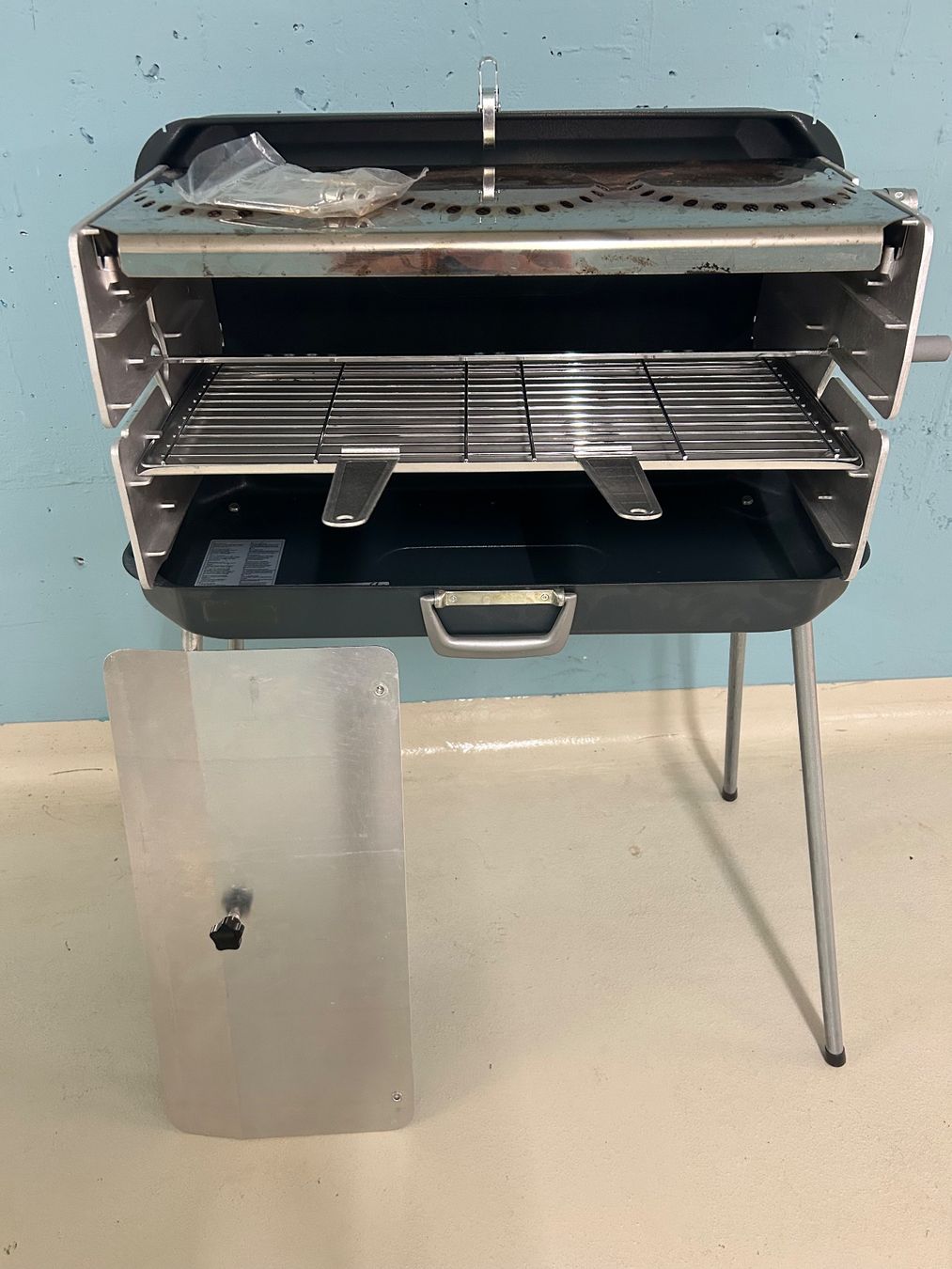 Dometic Griglie: Dometic Koffergrill Gas – Usato da Zürich venduto da Grrrr