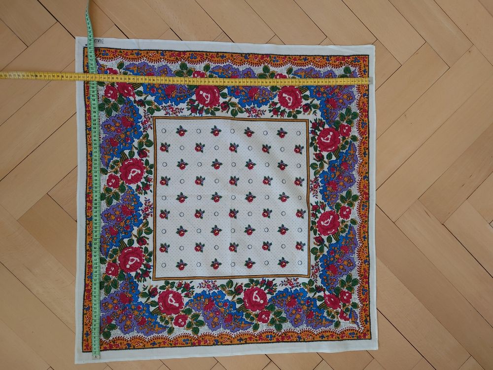 Foulard & Sciarpe: FOULARD 80X80 – Nuovo (secondo la descrizione) da Baden venduto da agora_newgeneration 1