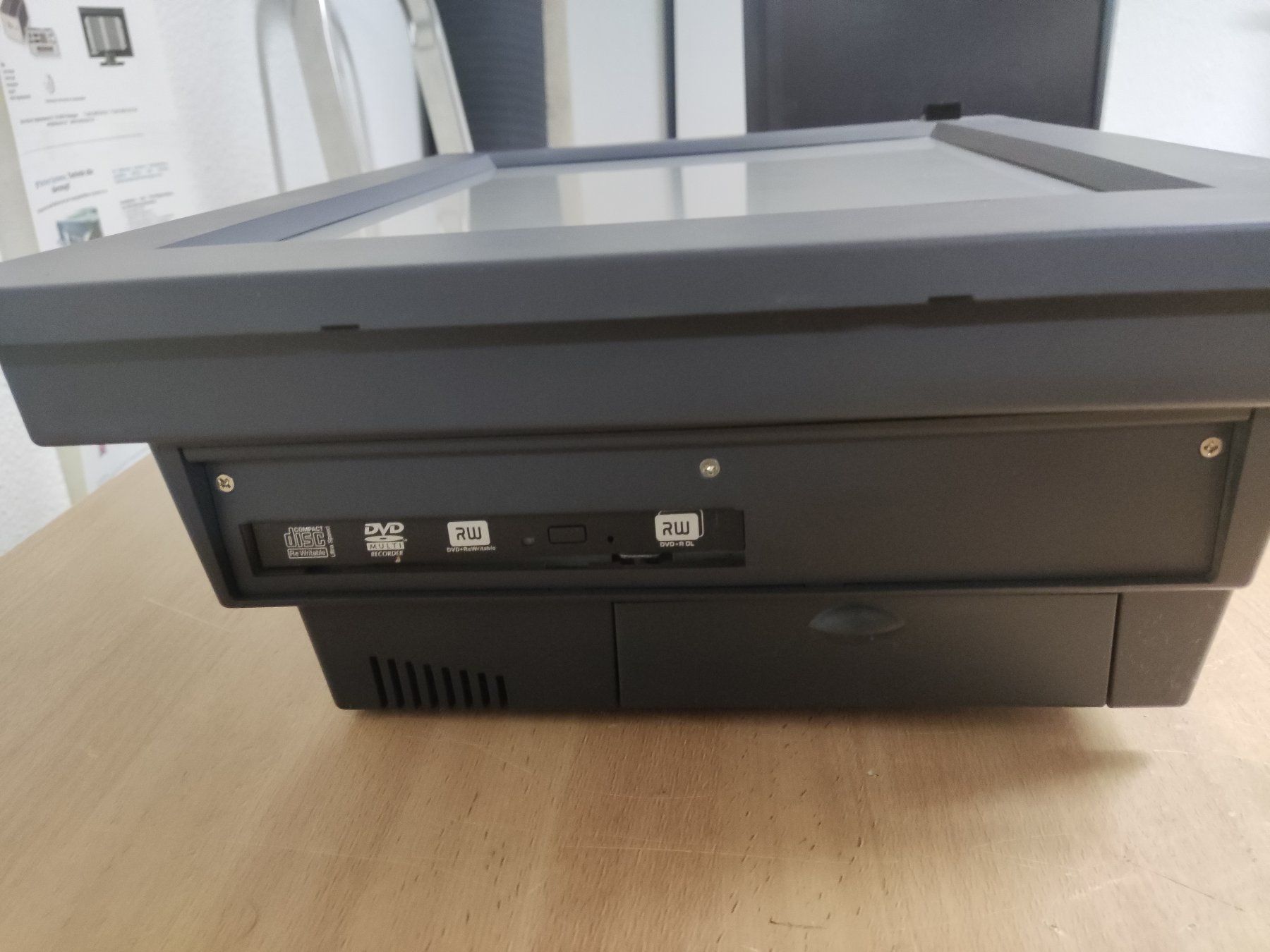 Hewlett Packard PCs: Retro Panel PC – Defekt aus Wangen ZH von Norste 2