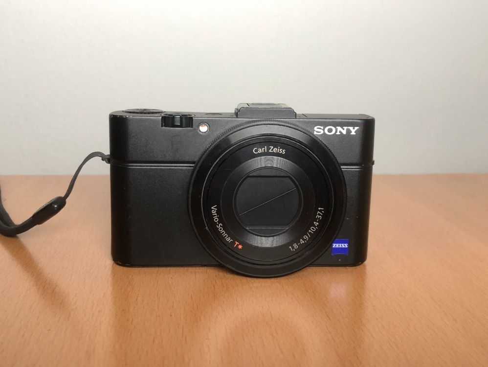 Sony RX 100 M2 + Zweiter Akku und Ladegerät (Gebraucht) in Genève für ...