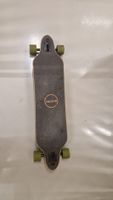Longboard Madrid schwarz weiss gebrauchter Zustand