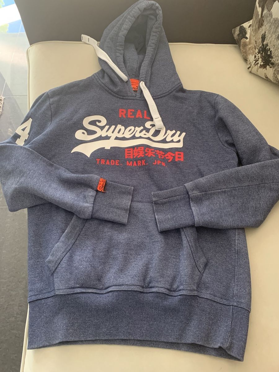 Superdry Pullover & Sweatshirts: Super Dry Pullover  – Gebraucht aus Bergdietikon von zor_856j