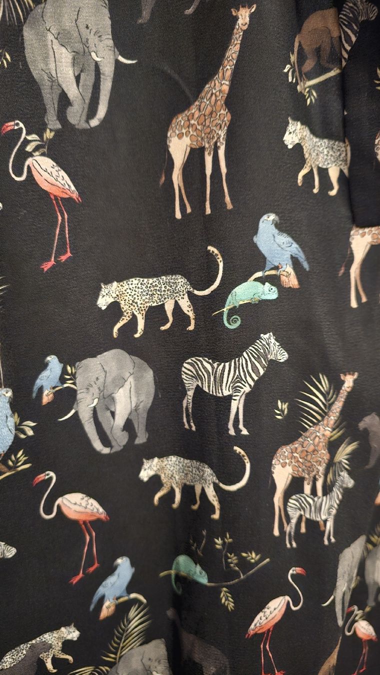 Zara Camicette: 🦓Leichte ZARA Bluse mit Tiermotiven, Grösse M Schwarz🦓 – Usato da Bern venduto da Oscarella 3