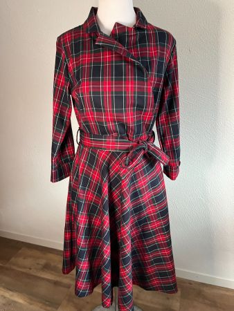 Kleid, Viskose, Gr. M, NP 109.-