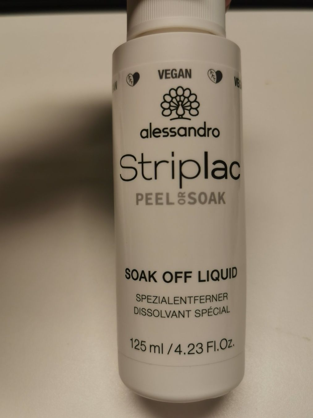 Alessandro Smalto per unghie: Alessandro Striplac Peel or Soak Soak off Liquid 125ml – Nuovo (secondo la descrizione) da Fischbach-Göslikon venduto da PitBullDoll