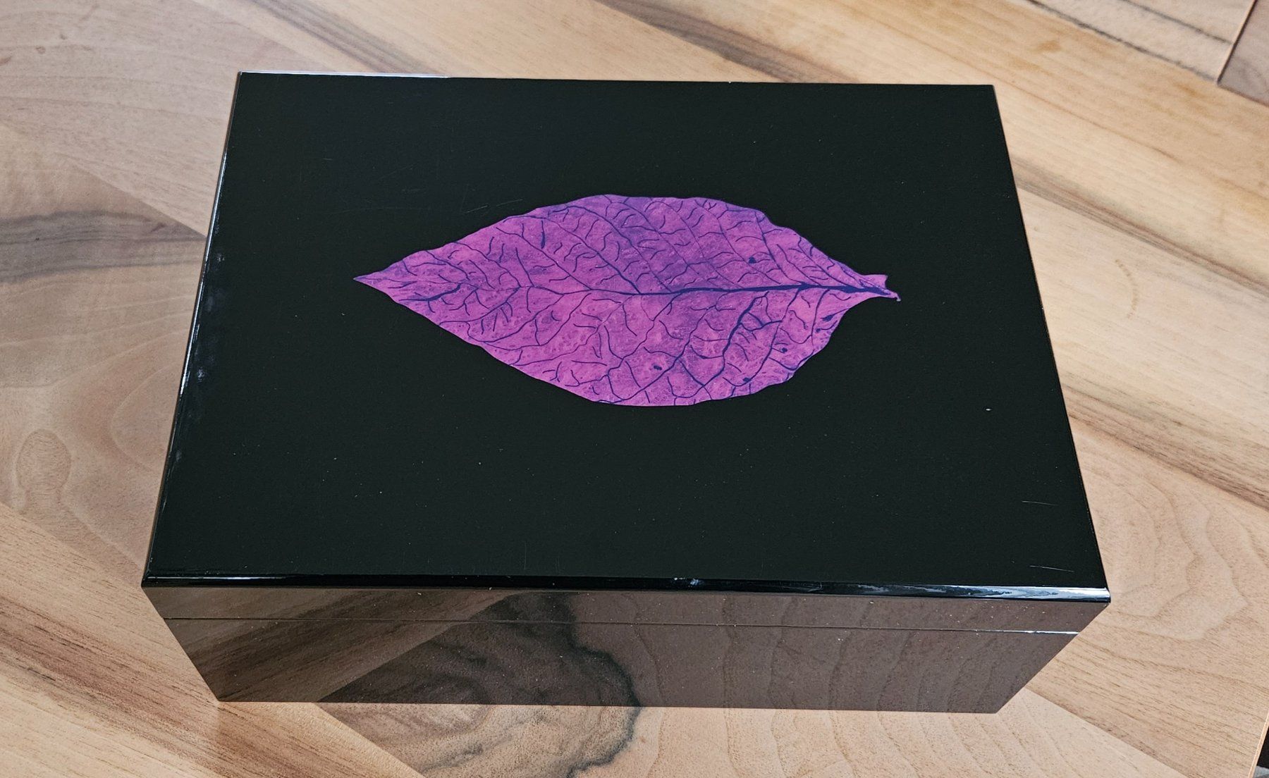 Humidore: Kleiner Humidor schwarz glanz – Gebraucht aus Oftringen von Dinu10 1