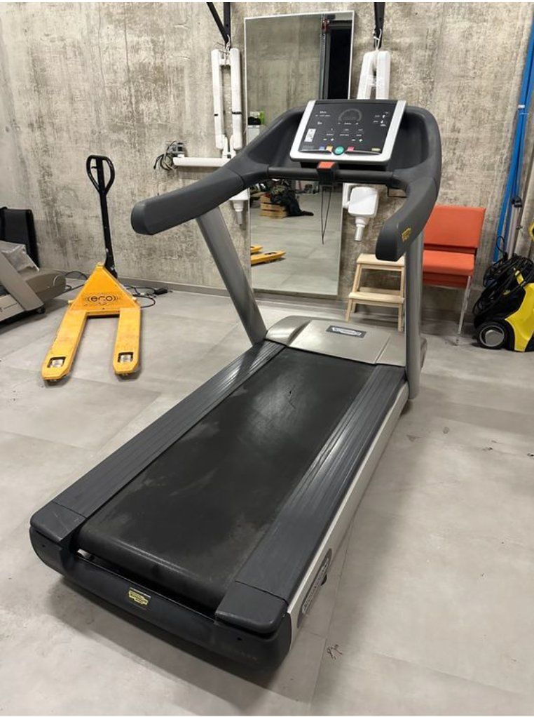 Technogym Hometrainer: Technogym Excite, tapis de course professionnel – Gebraucht aus Payerne von id-elektro 3
