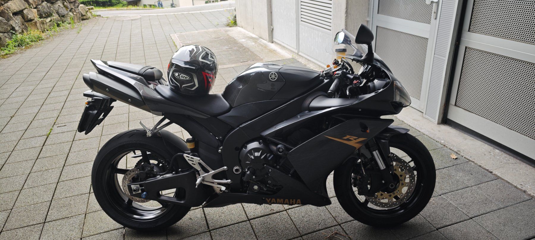 Yamaha Strasse: Yamaha R1 RN19 – Gebraucht aus Emmetten von Honestynw 2