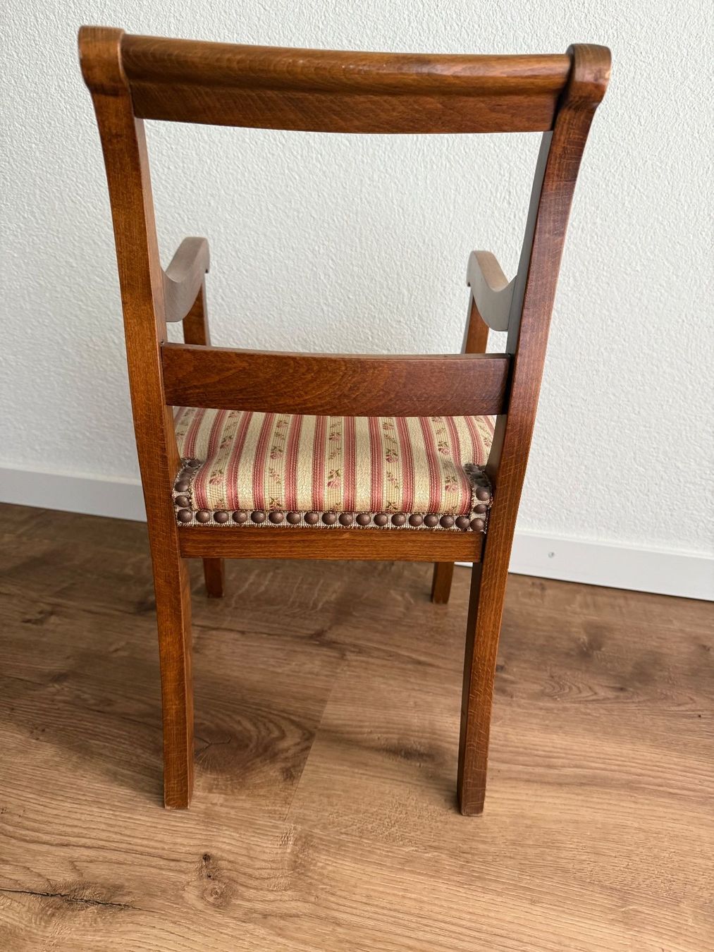 Bambole: Antiker Puppenstuhl – Usato da Effretikon venduto da dehli95 2