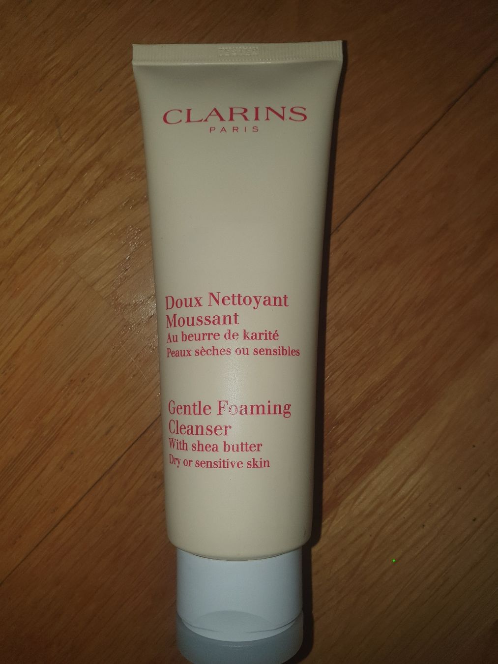 Clarins Cura del viso: Clarins Doux Nettoyant Moussant – Usato da Moosseedorf venduto da Sonnenschein..