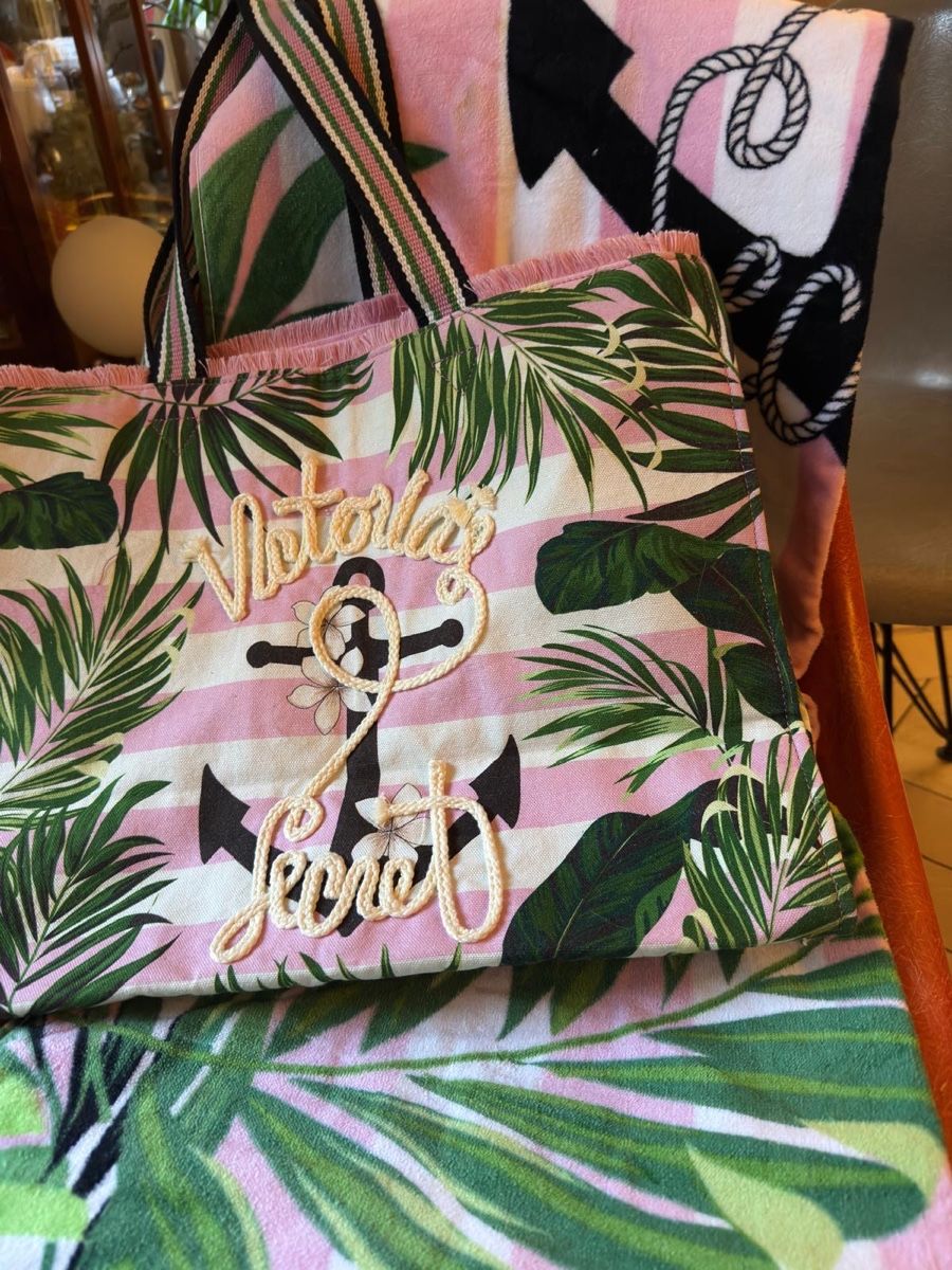 Lotti di vestiti: Kleider und Accessoires  – Usato da Zürich venduto da ben_tz2b 7