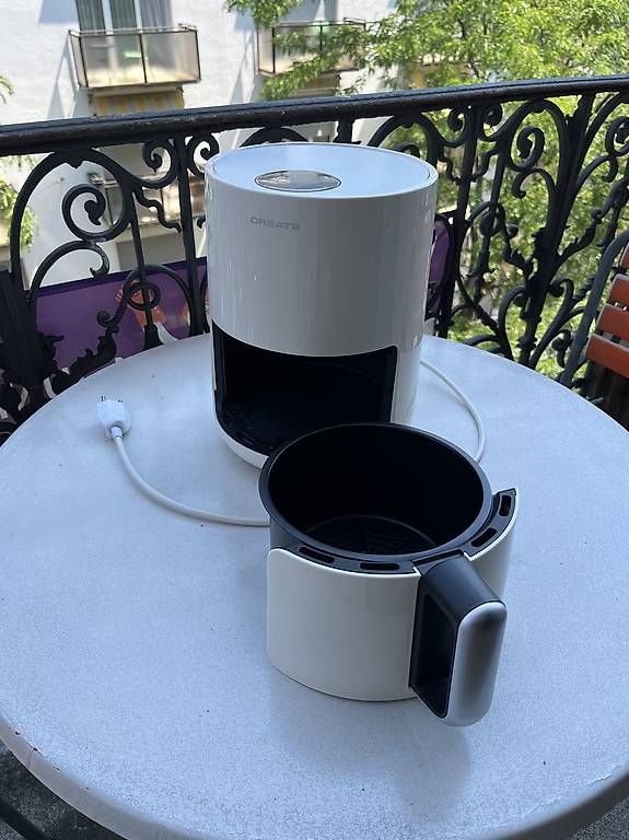 Küchengeräte: kleiner, praktischer Airfryer – Gebraucht aus Zürich von mar_adentro
